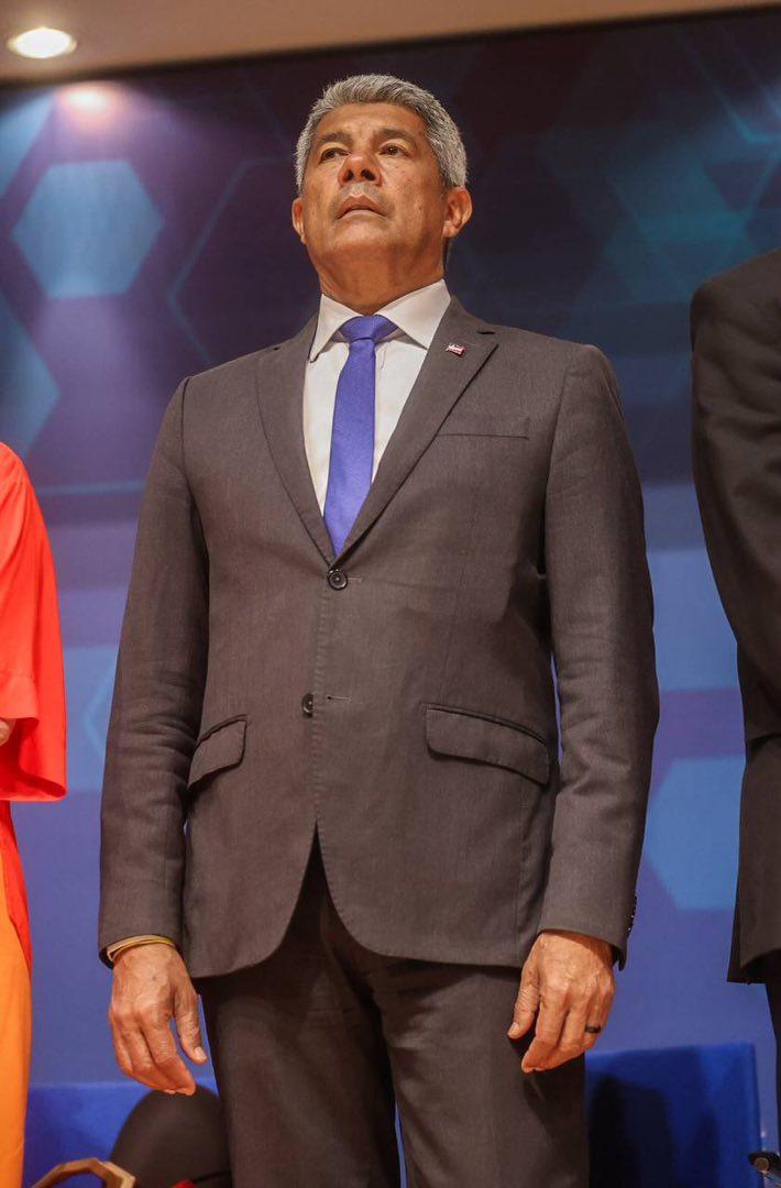 PT tenta entender onda de rejeição contra Jerônimo mesmo com apoio de vários prefeitos 