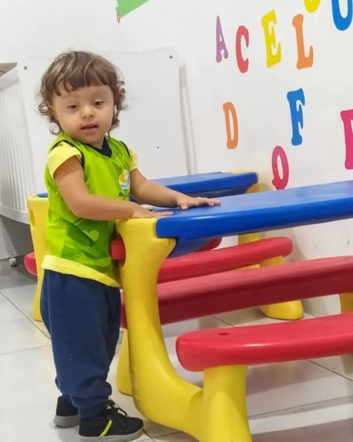 Criança morre após se afogar na piscina da própria casa em Gandu