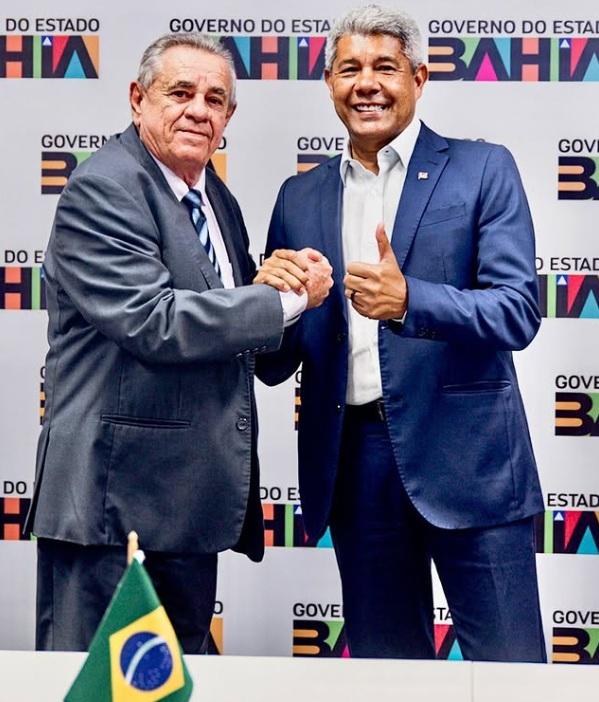 Deputado aliado cobra Jerônimo Rodrigues por atraso de salários no Hospital Prado Valadares, em Jequié