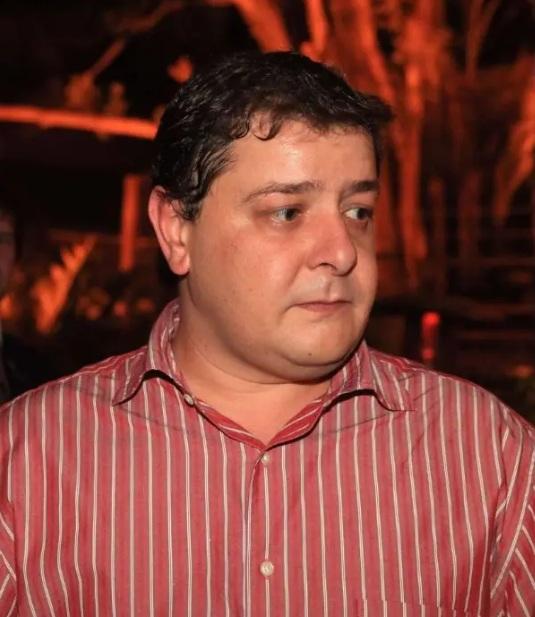 Filho de Lula deixa o Brasil em meio a suspeitas de envolvimento em fraude bilionária do INSS