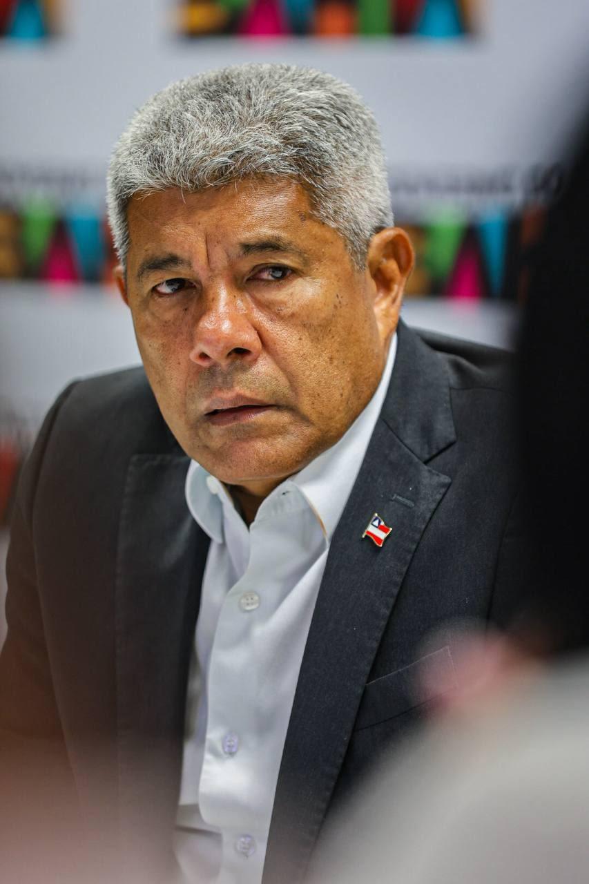 Levantamento interno mostra rejeição de Jerônimo Rodrigues acima dos 55% e nome de Rui é dado como certo para substitui-lo na disputa