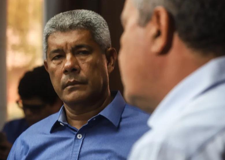 Silêncio de Lula durante visita à Bahia amplia incertezas sobre candidatura de Jerônimo ao governo estadual
