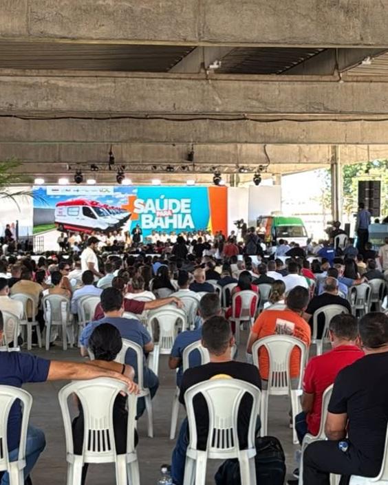 Parque de Exposições vazio marca passagem de Lula por Salvador e evidencia baixa popularidade do petista na Bahia