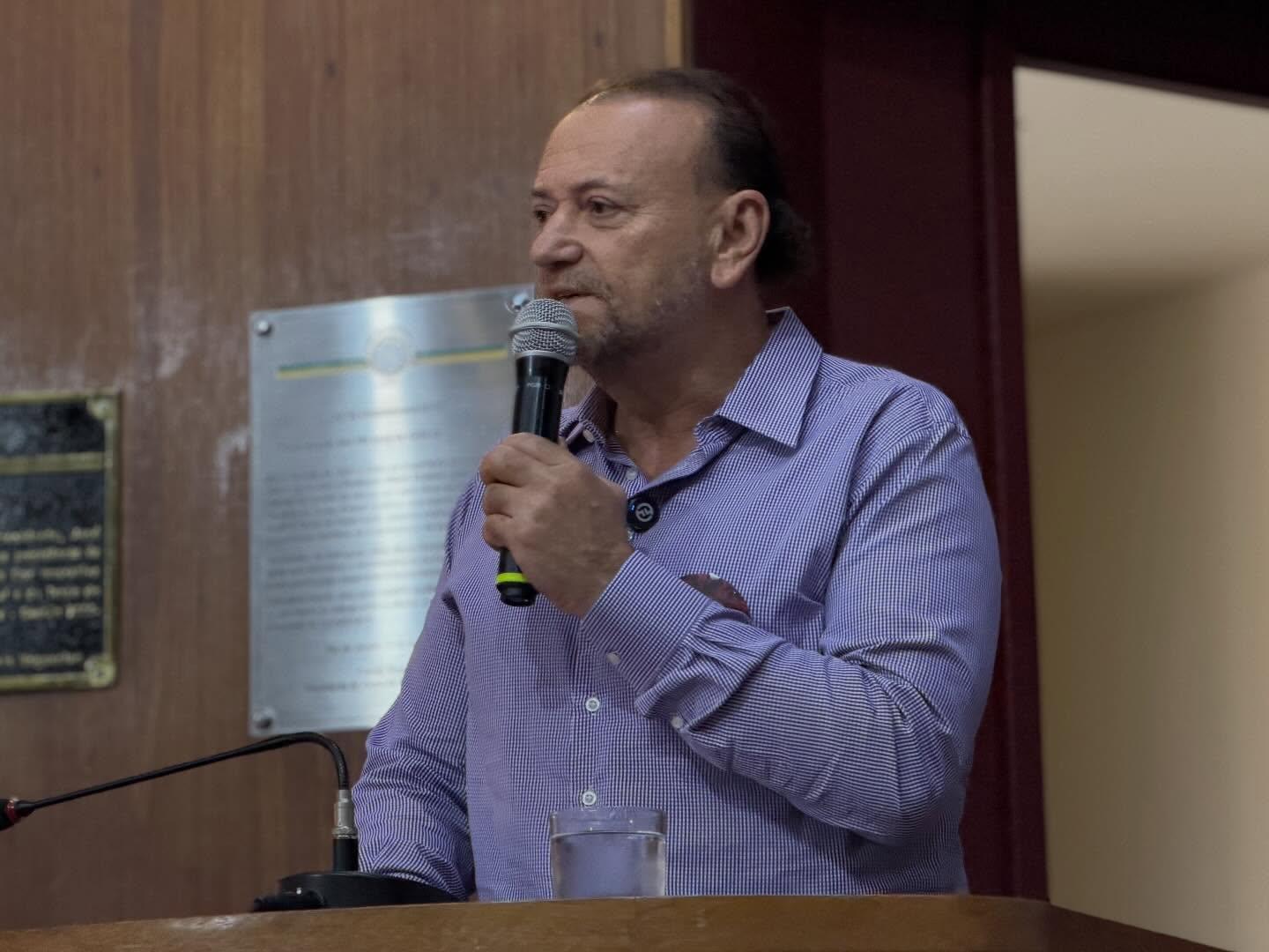 Presidente do PT diz que até agora nada vincula Lulinha a desvio de recursos do INSS