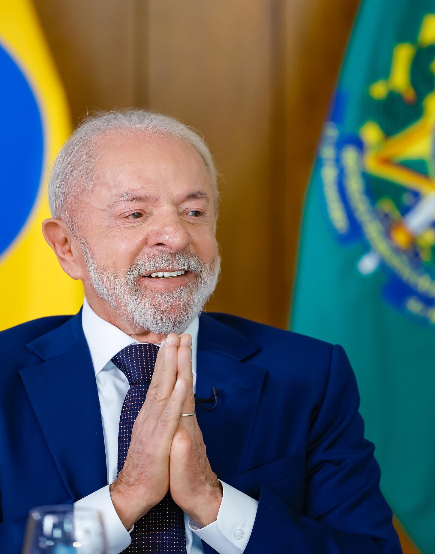 Sentindo impacto de rejeição, Lula recua e diz que ainda não decidiu se será candidato nas eleições