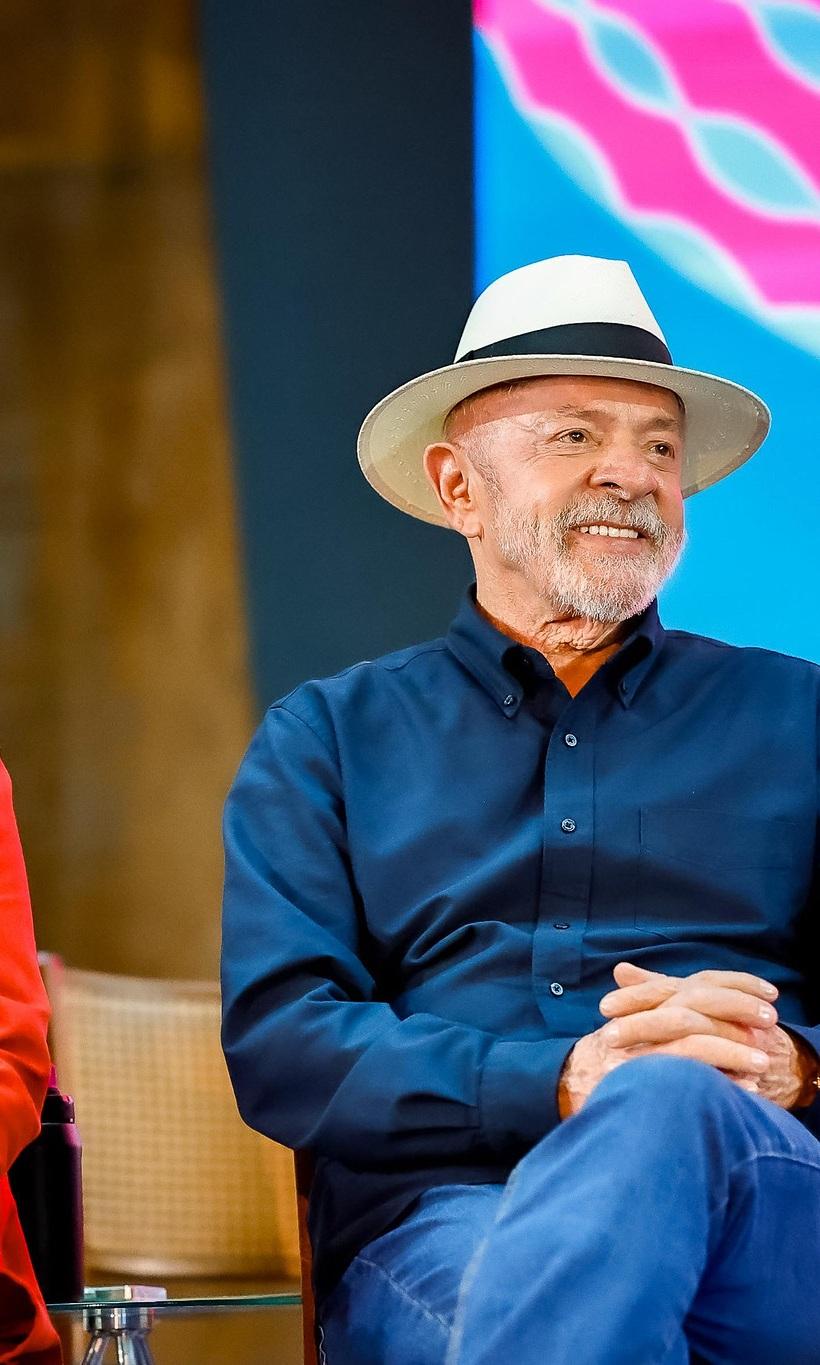 Lula dispara contra Flávio Bolsonaro e diz que 