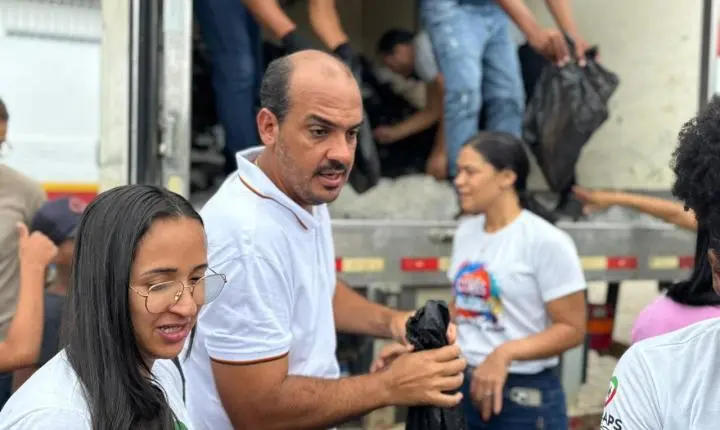 Gabriel de Parísio celebra sucesso na entrega de peixe na Semana Santa e parabenize equipe pelo empenho