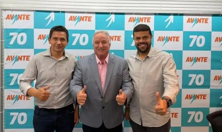Léo de Neco amplia articulações e fortalece pré-candidatura com apoio do ex-prefeito de Manoel Vitorino