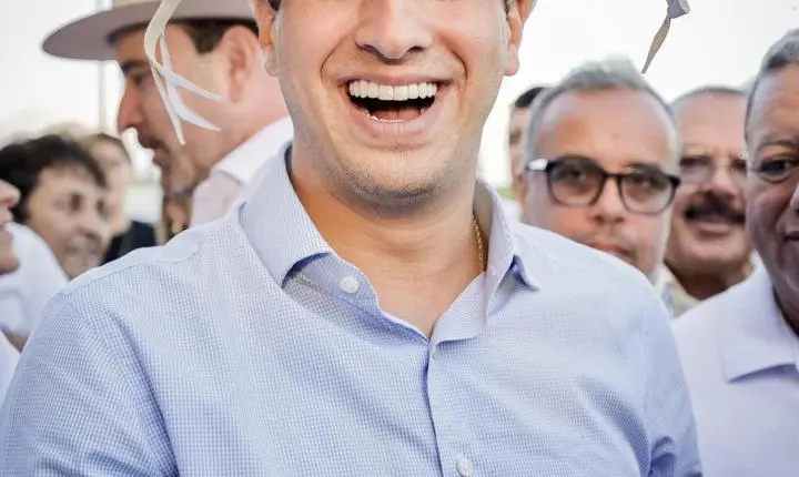 Pesquisa coloca João Campos com 50% das intenções de voto pelo governo de Pernambuco